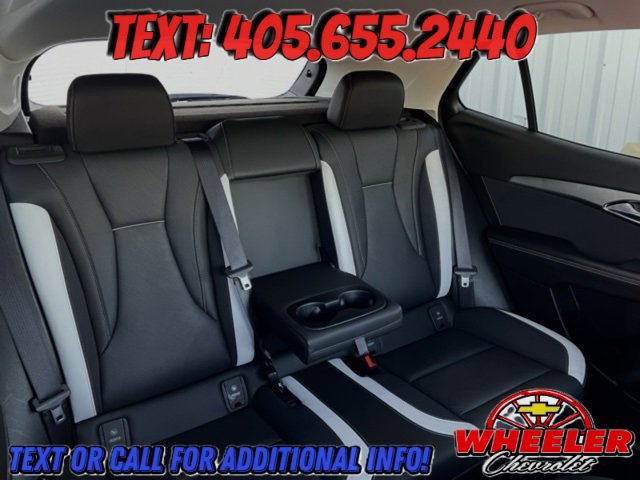 Used 2025 Buick Envision Sport Touring image 9