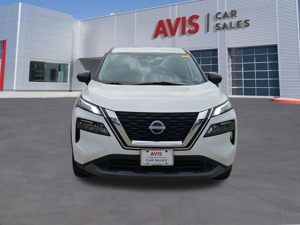 Used 2023 Nissan Rogue S AWD/4WD image 10