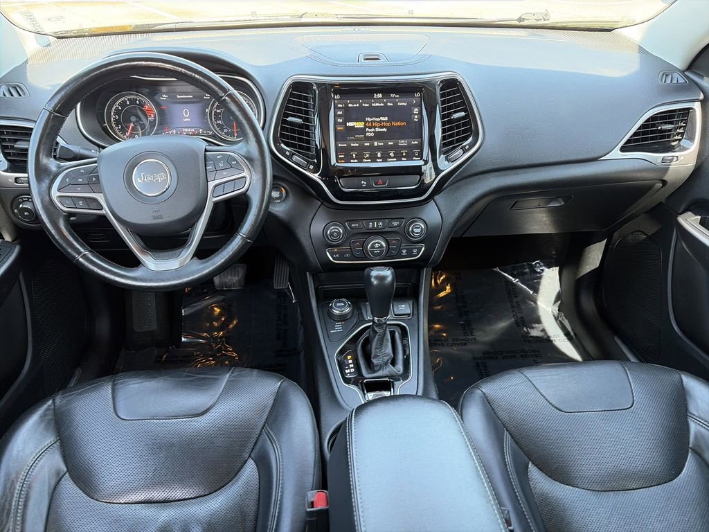 Used 2019 Jeep Cherokee Limited AWD/4WD image 34