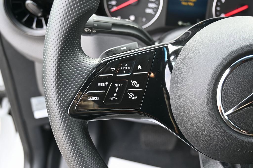 Used 2025 Mercedes-Benz Sprinter 2500 image 14