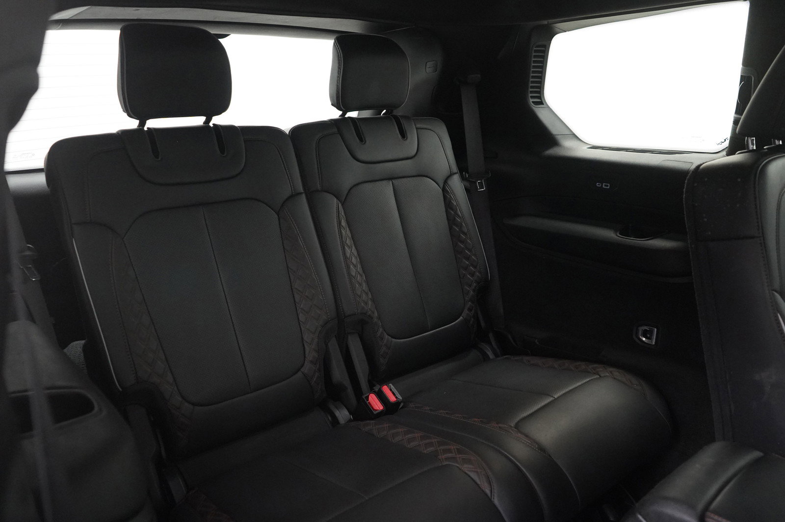 Used 2022 Jeep Grand Cherokee L Summit w/ Advanced Protech Group IV image 12