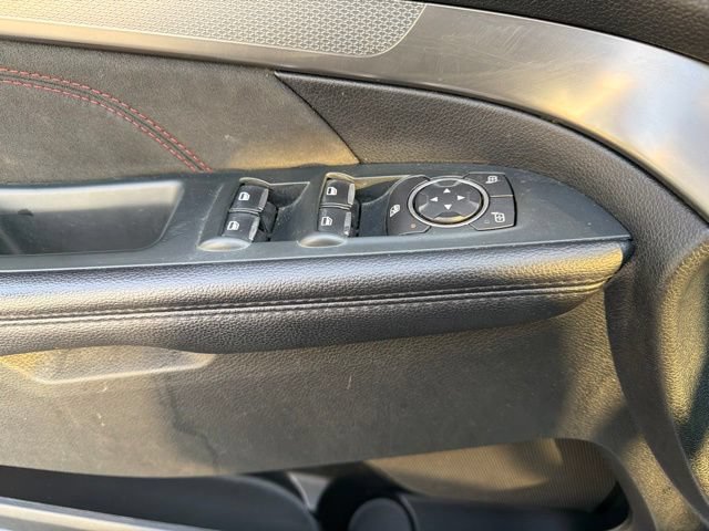 Used 2018 Ford Explorer XLT w/ Equipment Group 202A AWD/4WD image 19