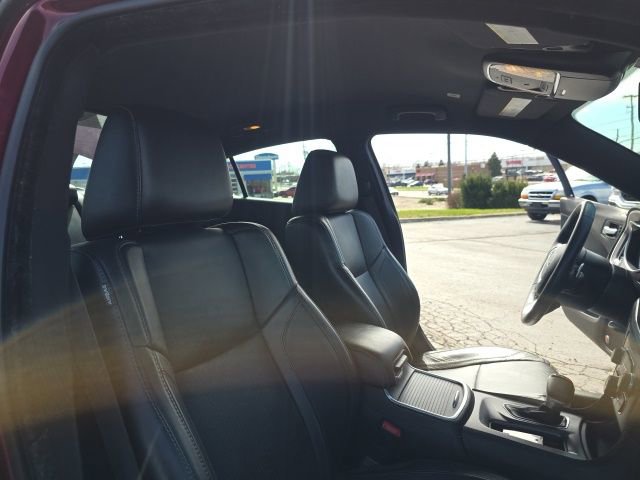 Used 2017 Dodge Charger SXT w/ AWD Plus Group image 36