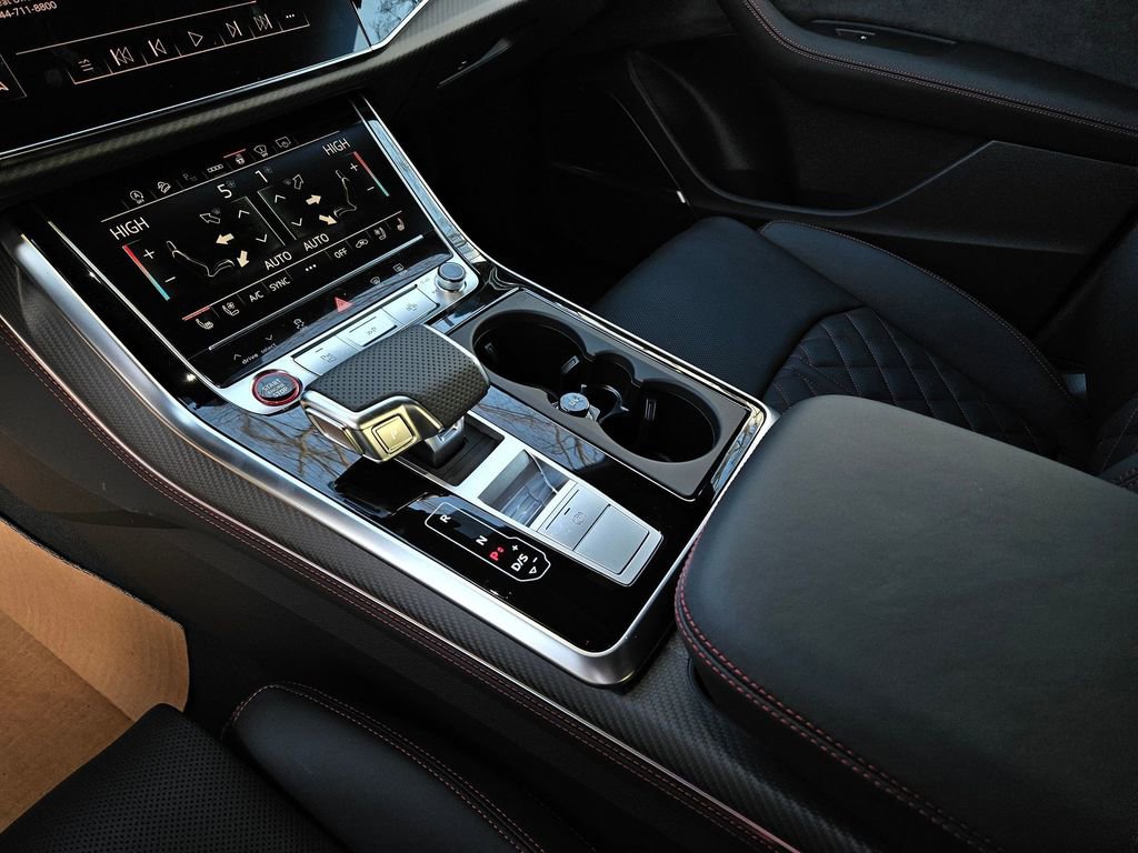 New 2026 Audi SQ8 Prestige image 14
