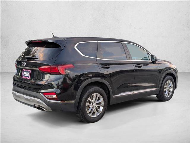 Used 2019 Hyundai Santa Fe SE image 5