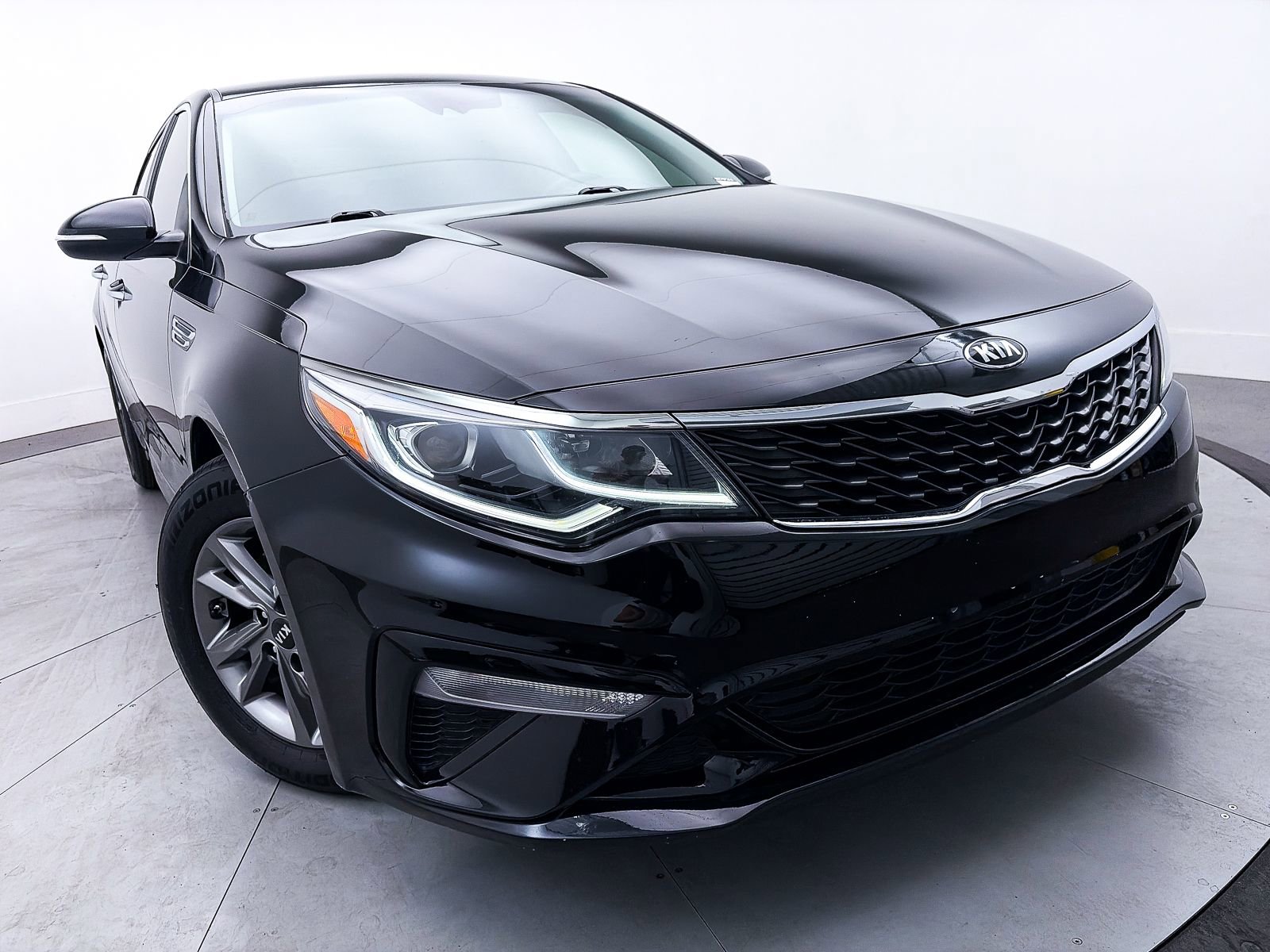 Used 2019 Kia Optima LX image 6