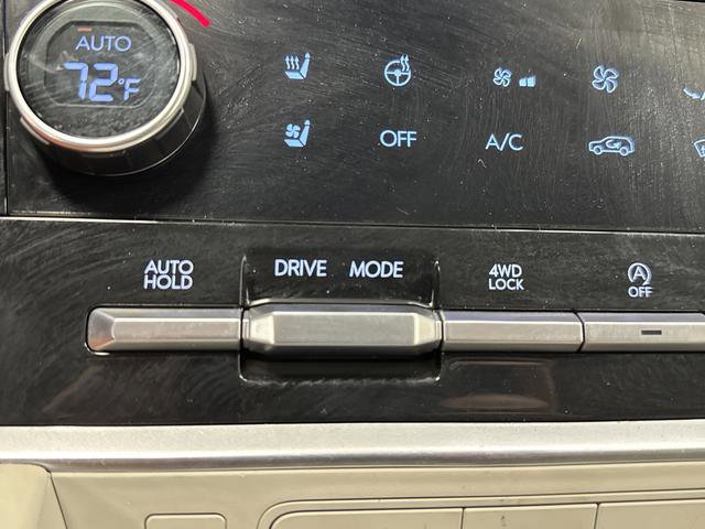 Used 2024 Hyundai Santa Fe Calligraphy AWD/4WD image 25