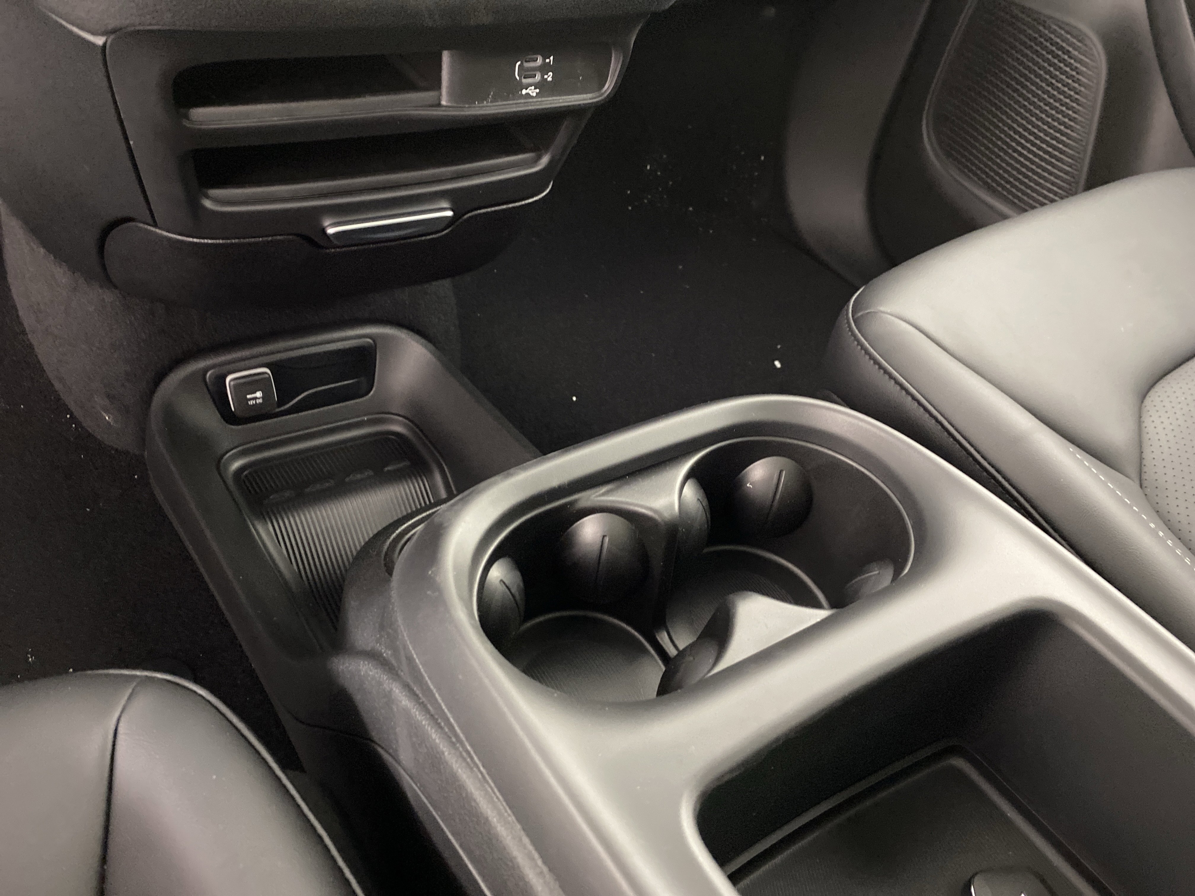 New 2026 Chrysler Pacifica Select FWD image 28