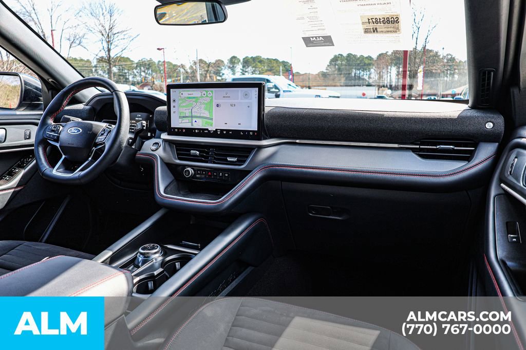 Used 2025 Ford Explorer ST-Line image 33