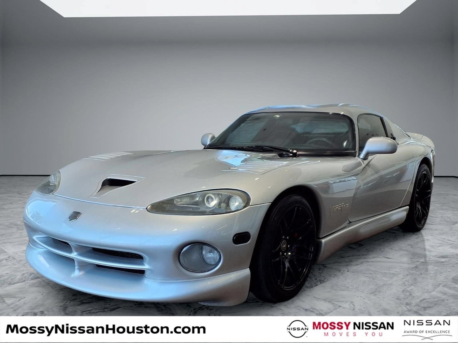 Used 1998 Dodge Viper GTS RWD image 4