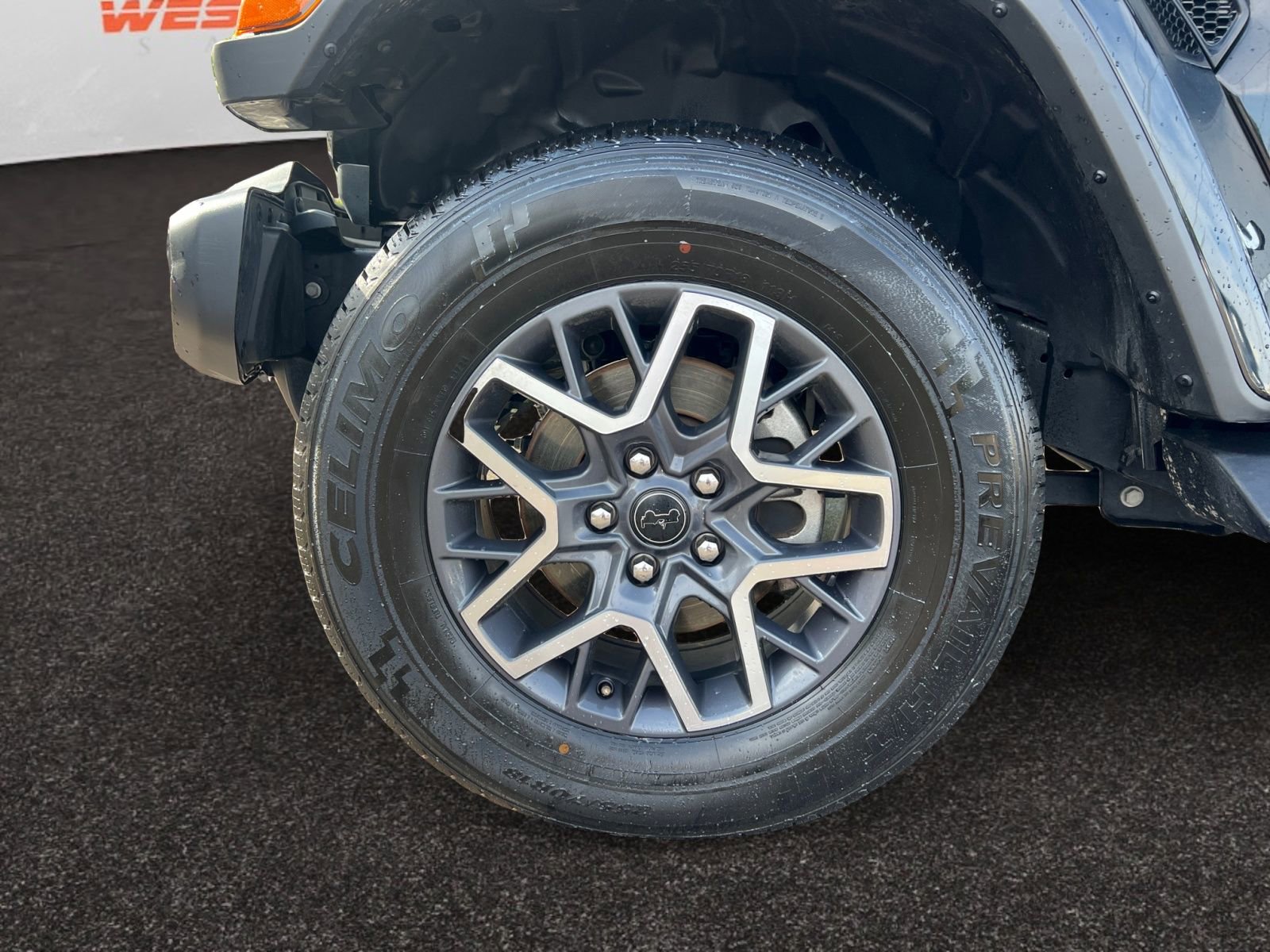 Used 2024 Jeep Wrangler Sahara image 14