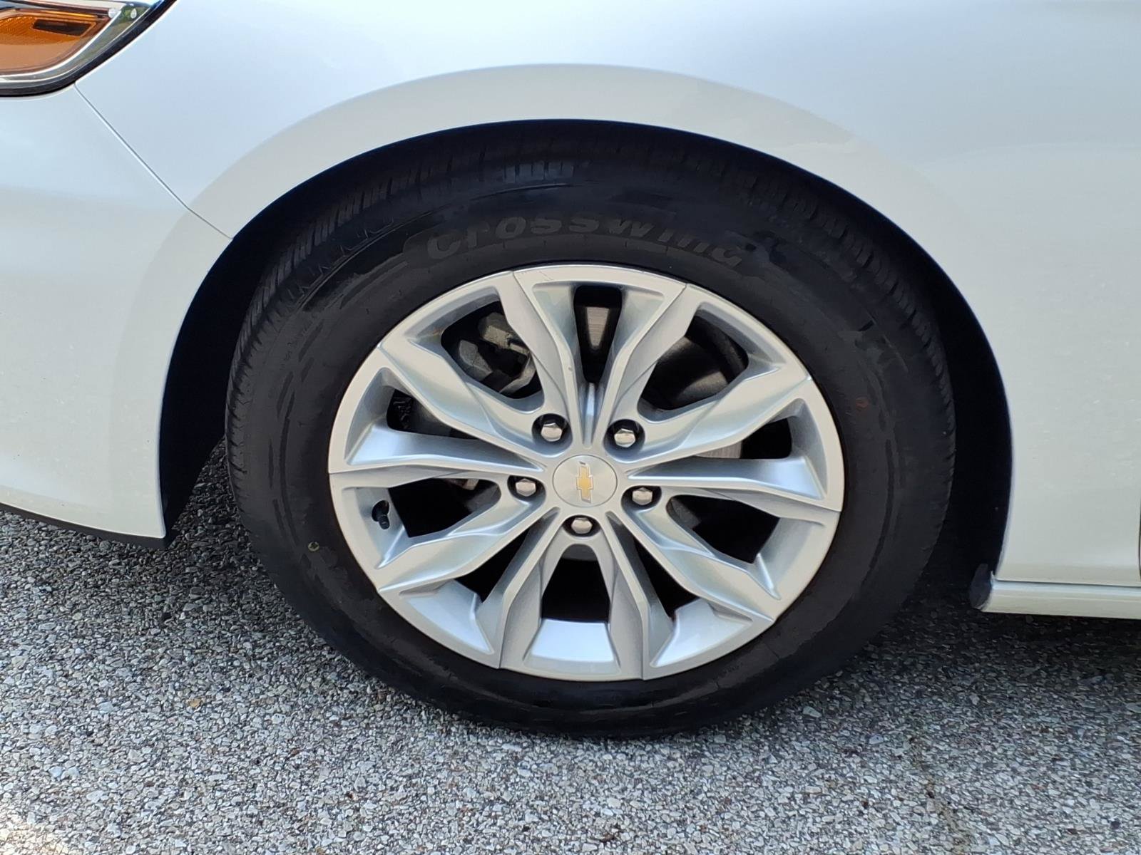 Used 2024 Chevrolet Malibu LT FWD image 31