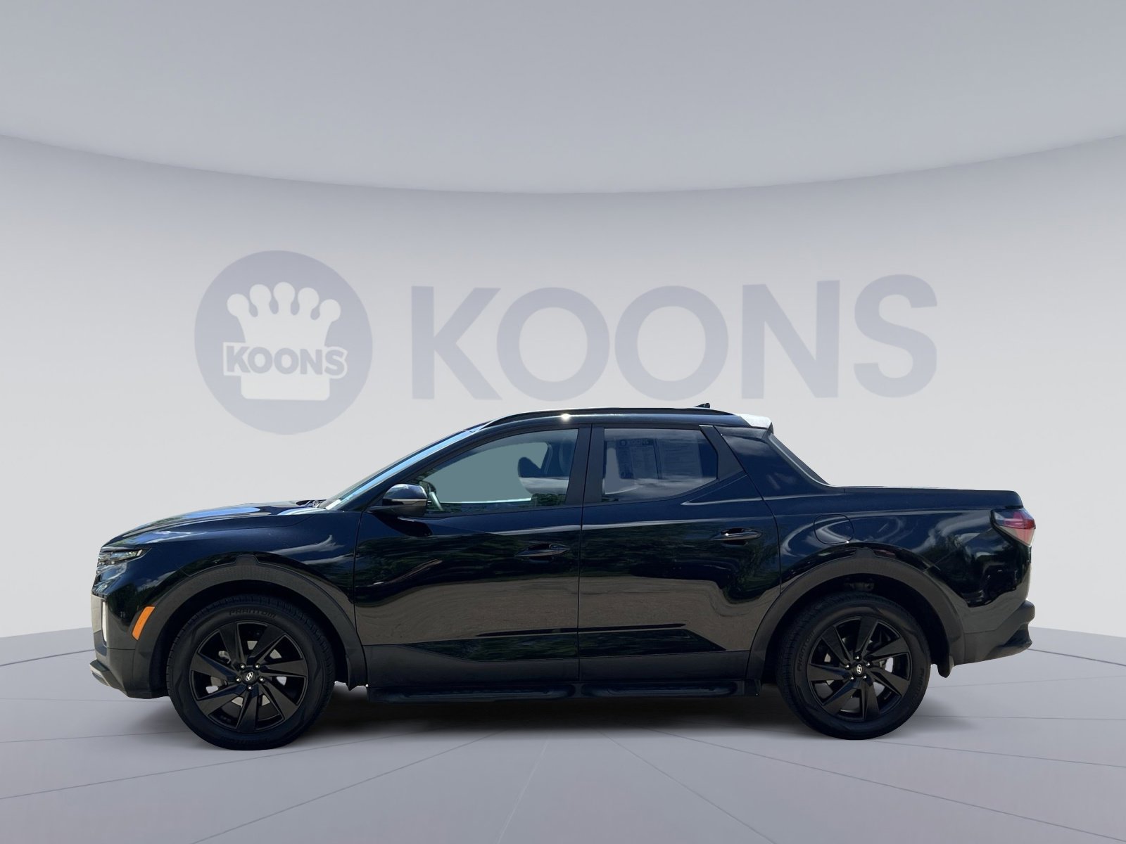 Used 2023 Hyundai Santa Cruz Night w/ Cargo Package AWD/4WD image 2