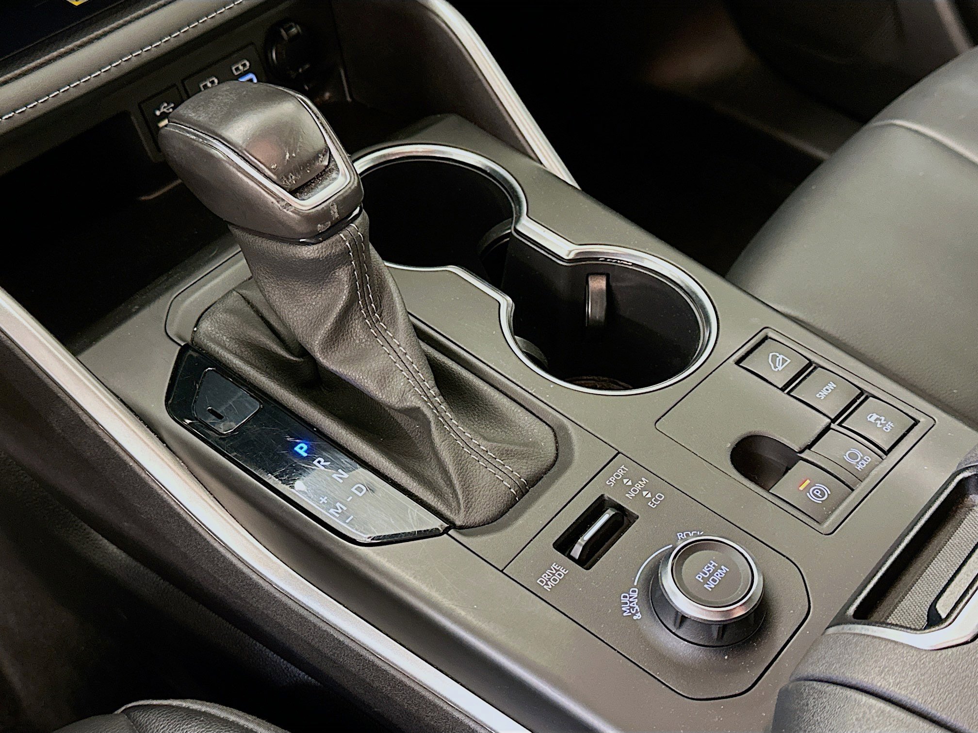 Used 2024 Toyota Highlander XSE image 25