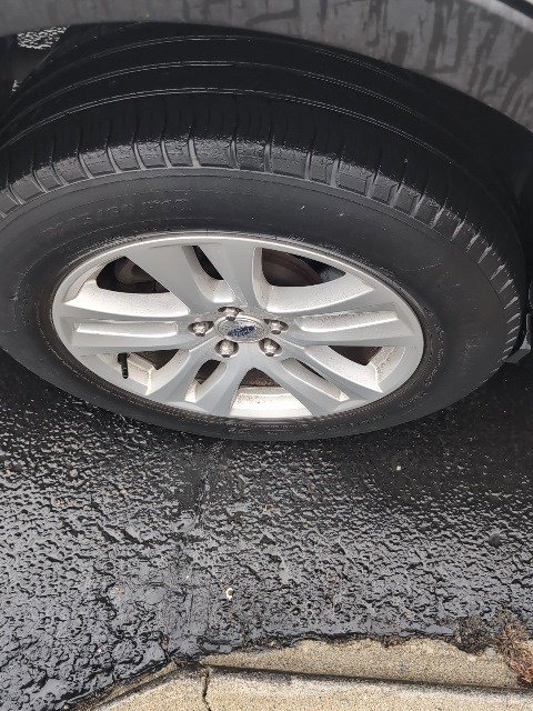 Used 2018 Ford Explorer XLT w/ Equipment Group 201A image 11