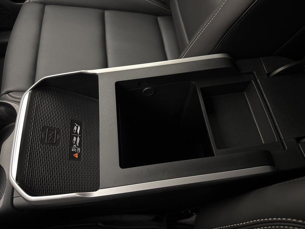 New 2026 GMC Terrain Elevation w/ Elevation Premium Package image 51