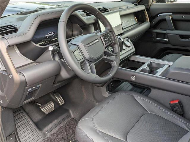 New 2025 Land Rover Defender 110 V8 image 3