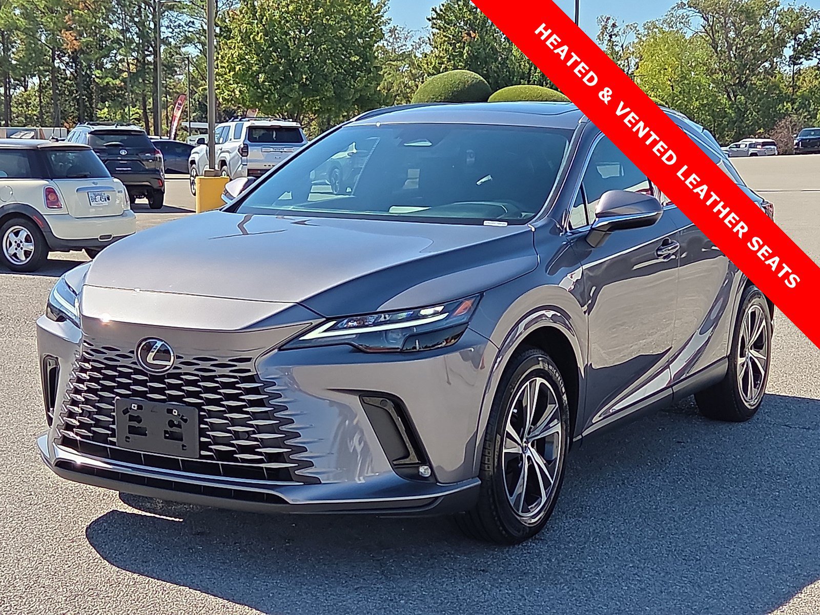 Used 2023 Lexus RX 350 Premium w/ Accessory Package (Z1) AWD/4WD image 2