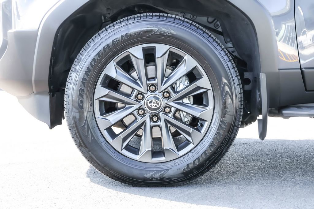 Used 2024 Toyota Land Cruiser w/ Premium Package image 18