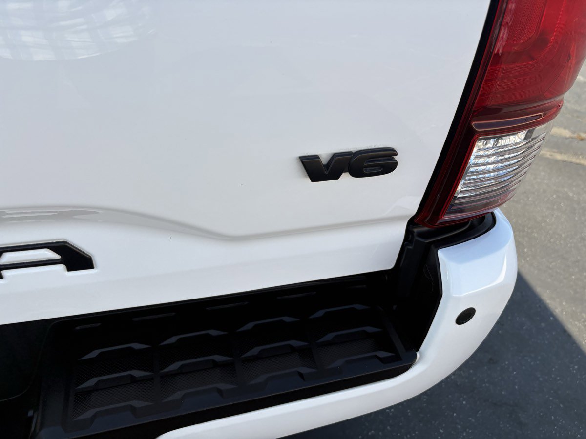 Used 2019 Toyota Tacoma TRD Sport image 13