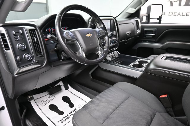 Used 2019 Chevrolet Silverado 2500 LT w/ LT Convenience Package AWD/4WD image 19