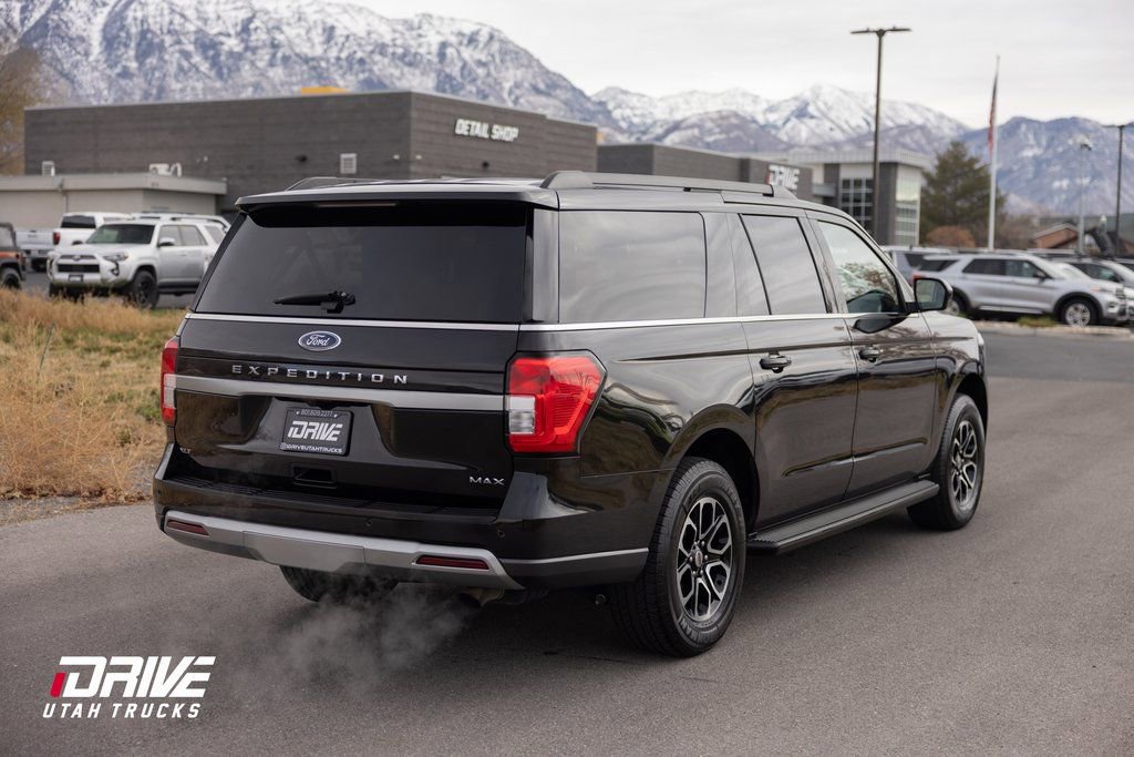 Used 2024 Ford Expedition Max XLT image 7