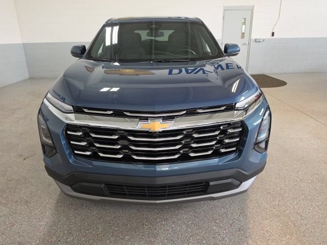 Certified 2025 Chevrolet Equinox LT FWD image 9
