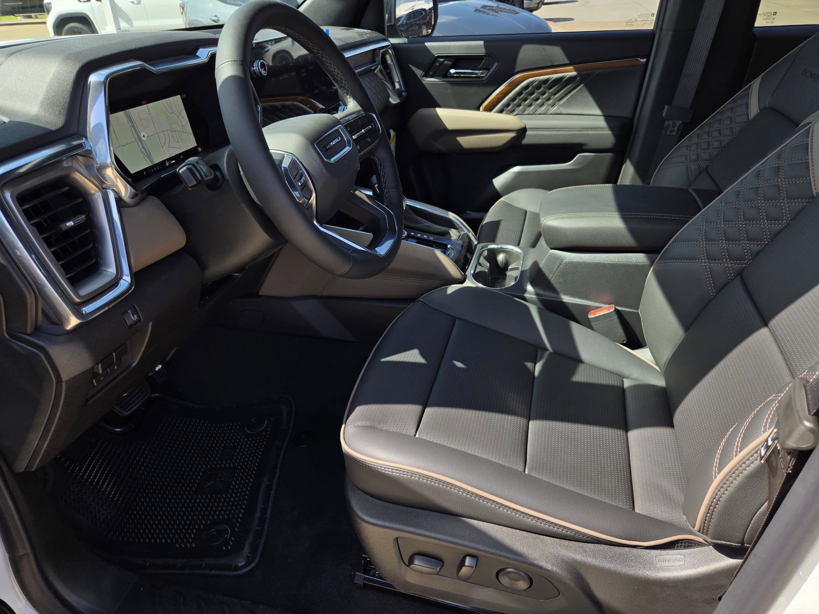 New 2026 GMC Canyon Denali AWD/4WD image 7