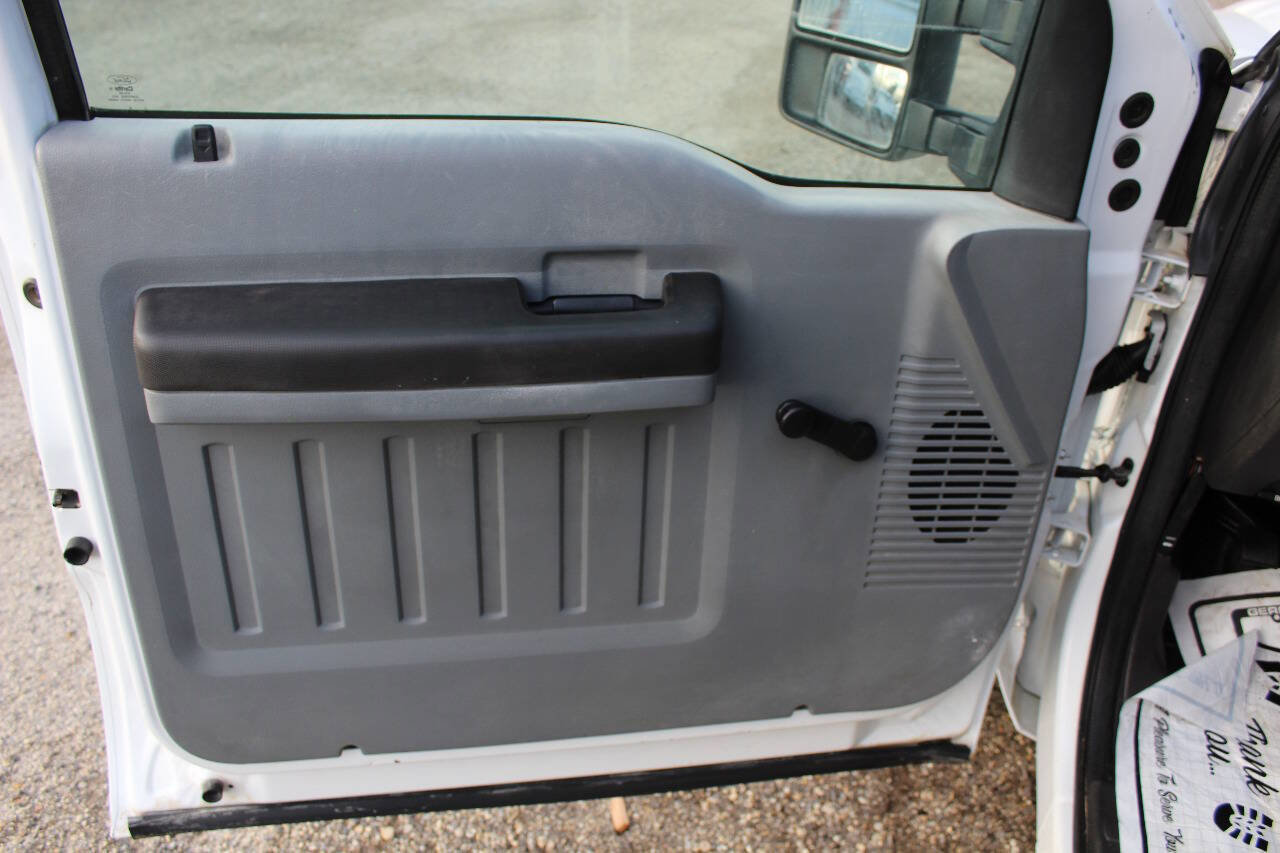 Used 2012 Ford F350 XL image 15