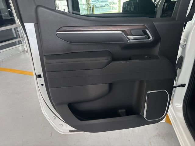 Used 2025 GMC Sierra 1500 SLT image 26