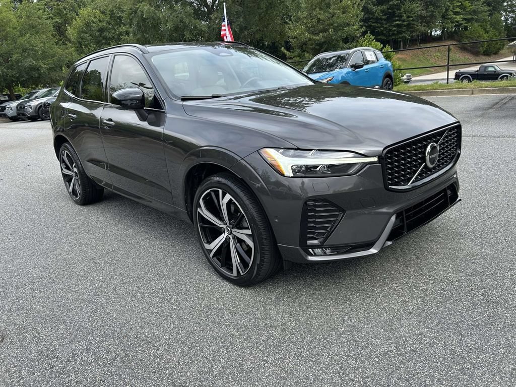Used 2023 Volvo XC60 B5 Ultimate w/ Climate Package AWD/4WD image 7