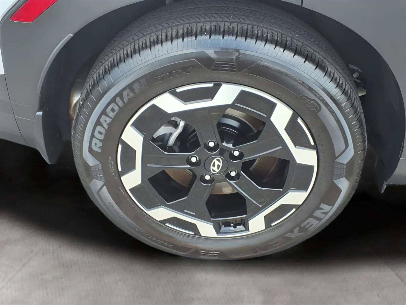 Certified 2026 Hyundai Santa Fe SE FWD image 20