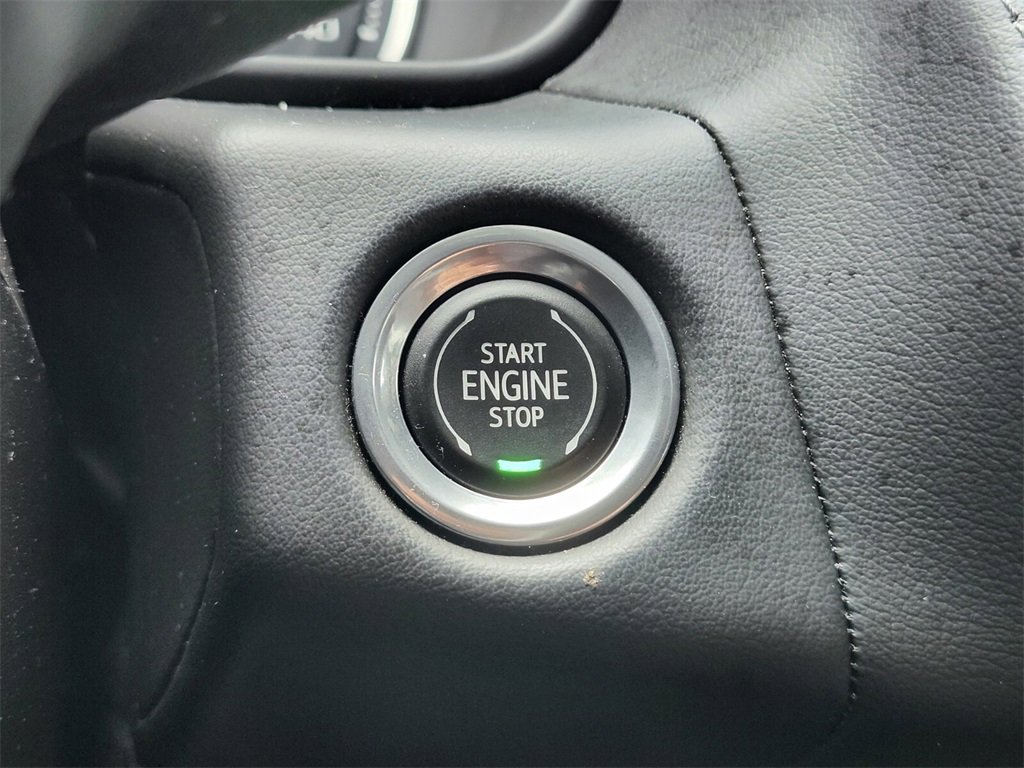 Used 2021 Chevrolet Suburban LS image 22