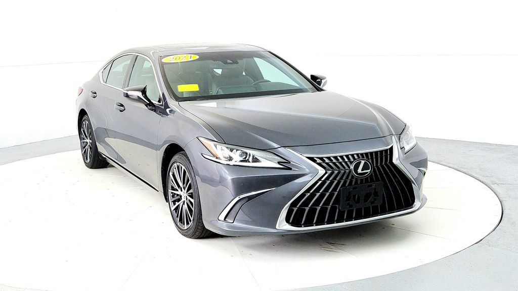 Used 2024 Lexus ES 350 w/ Premium Package FWD image 3