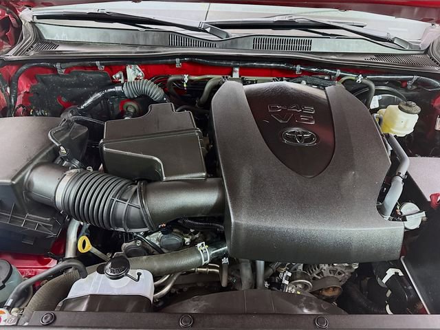 Used 2022 Toyota Tacoma TRD Sport AWD/4WD image 27