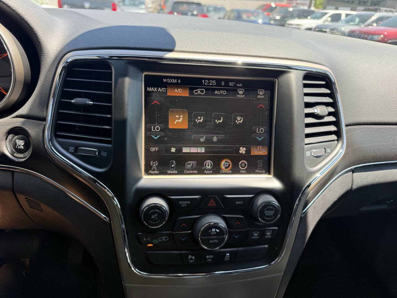 Used 2015 Jeep Grand Cherokee Limited AWD/4WD image 26