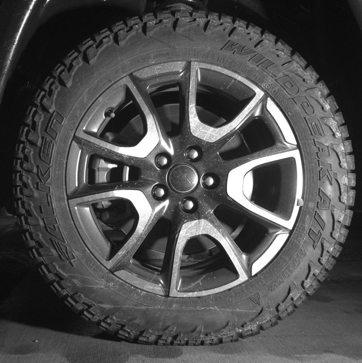 Used 2025 Jeep Compass Trailhawk image 12