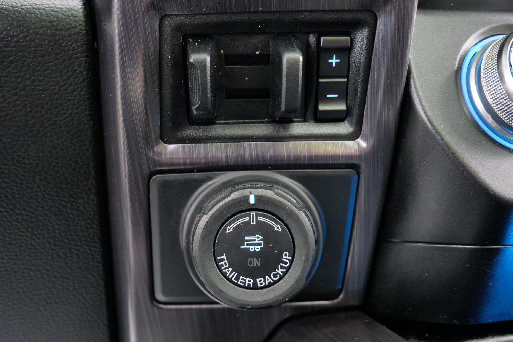 Used 2021 Ford F250 Limited w/ FX4 Off-Road Package AWD/4WD image 31