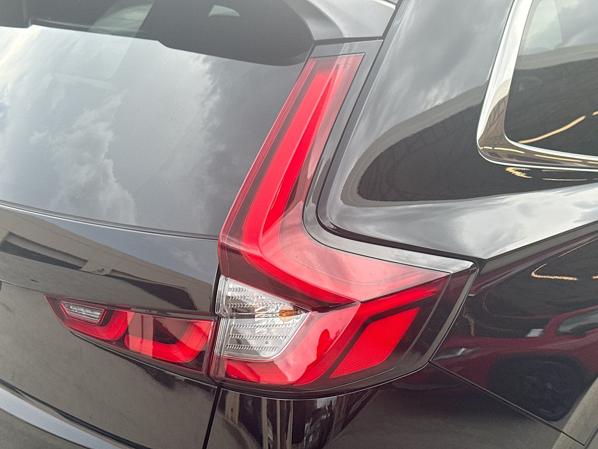 Certified 2025 Honda CR-V Sport image 27