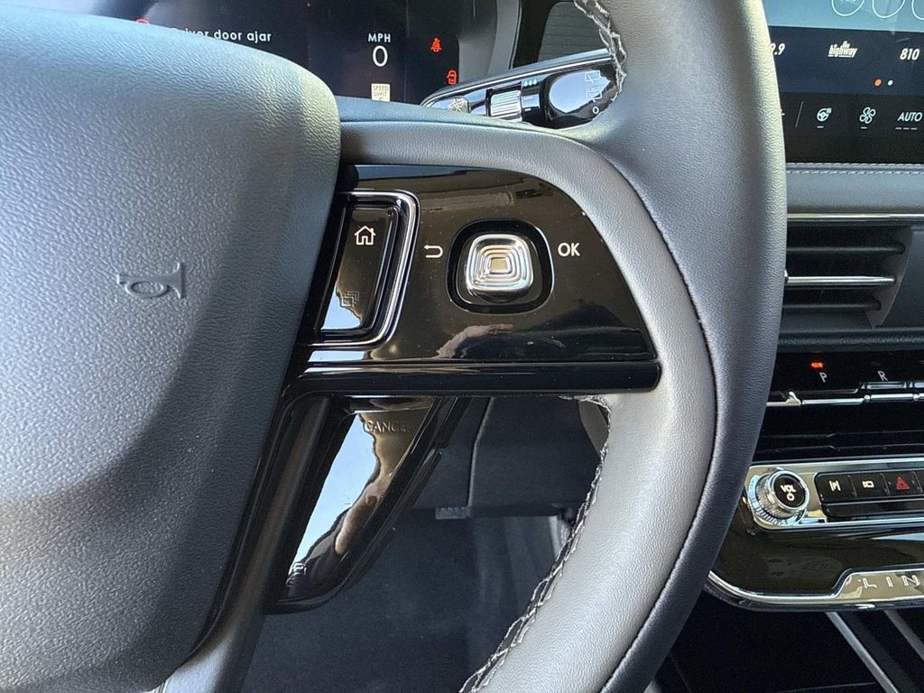 New 2026 Lincoln Corsair Premiere image 29