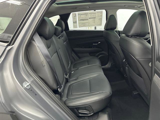 New 2025 Hyundai Tucson Limited image 17