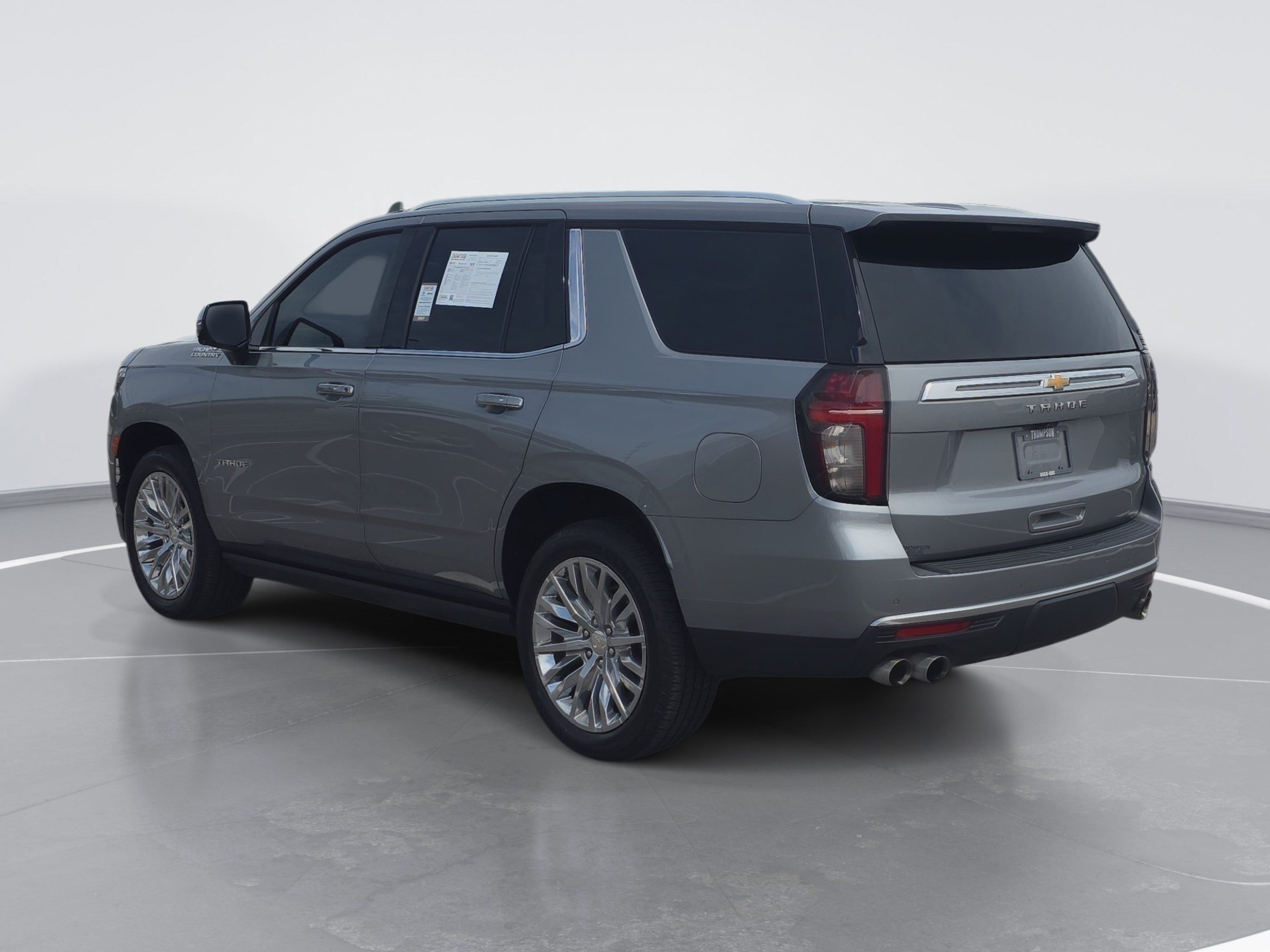 Used 2023 Chevrolet Tahoe High Country w/ Premium Package 2 AWD/4WD image 5