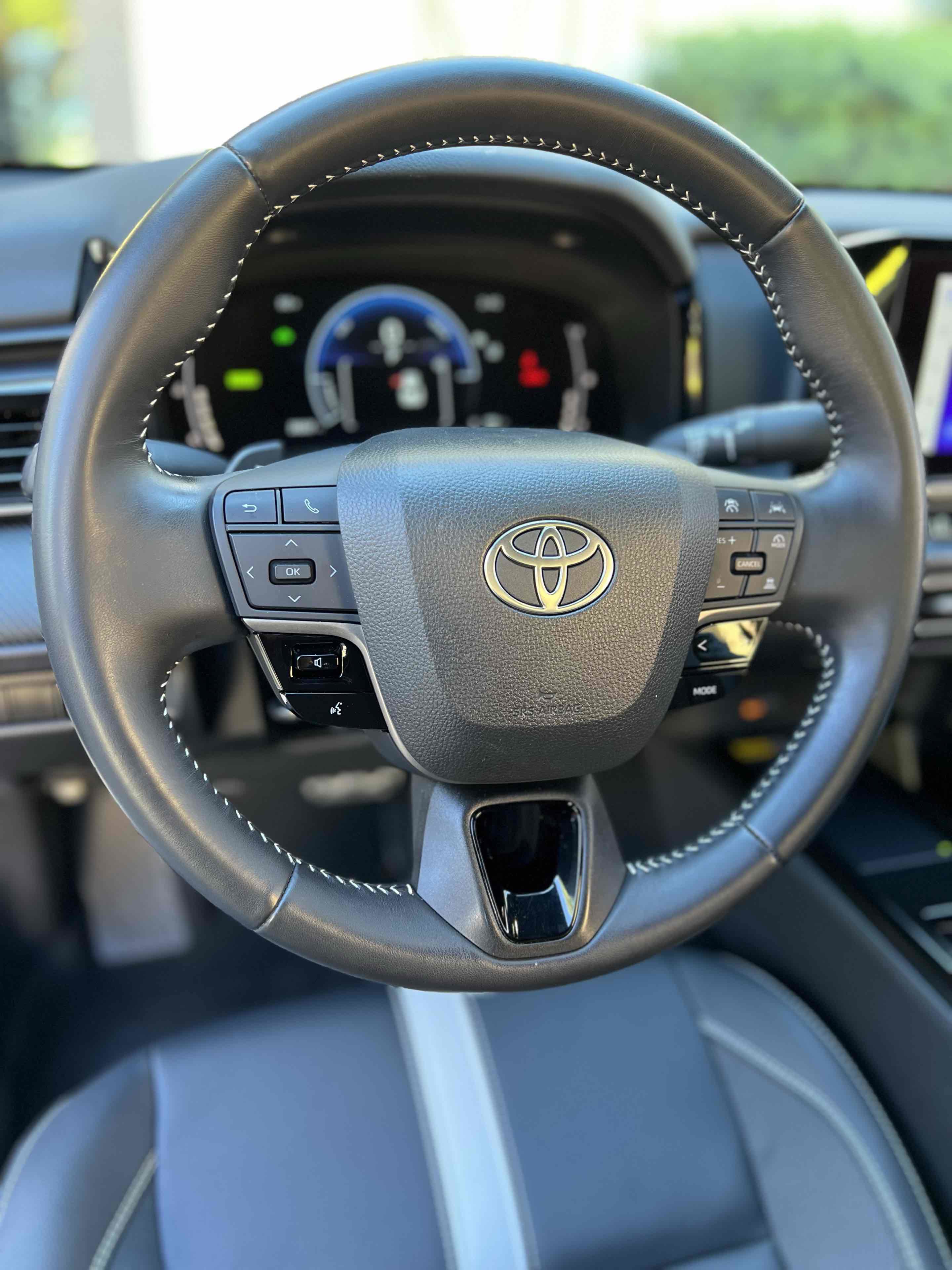 Used 2025 Toyota Camry SE image 26