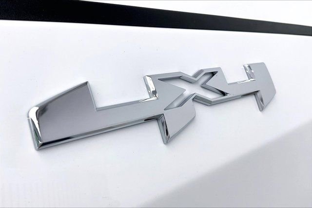 Used 2026 GMC Sierra 1500 Pro w/ Graphite Edition image 7