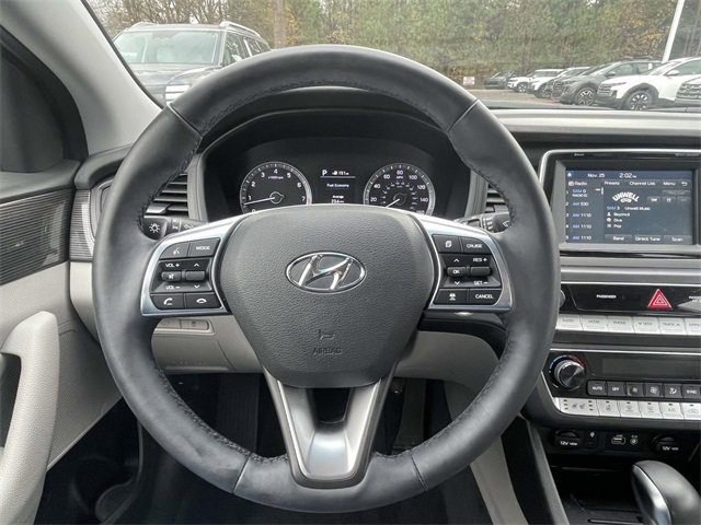 Used 2018 Hyundai Sonata Limited image 13