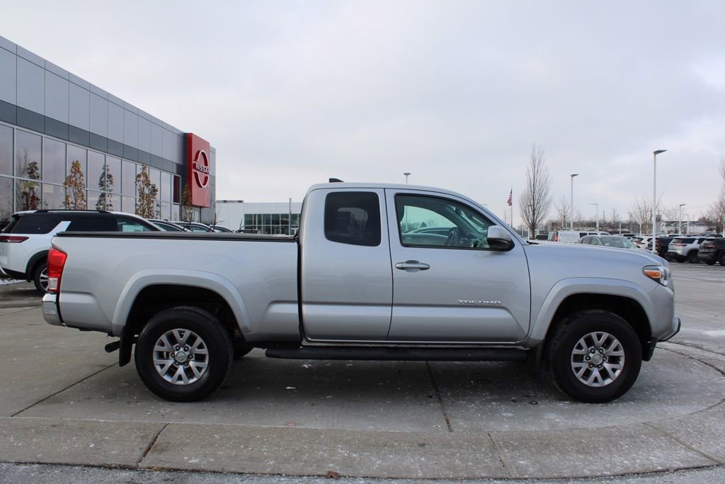 Used 2016 Toyota Tacoma SR5 image 6