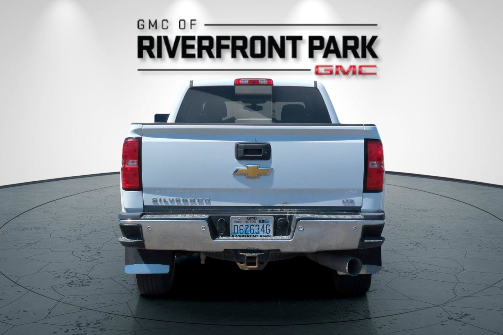 Used 2018 Chevrolet Silverado 2500 LTZ w/ Duramax Plus Package AWD/4WD image 4