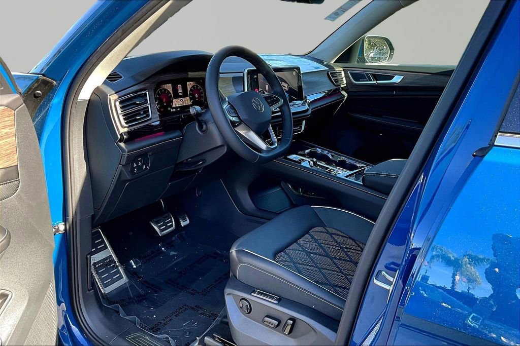 New 2026 Volkswagen Atlas SEL Premium R-Line image 18