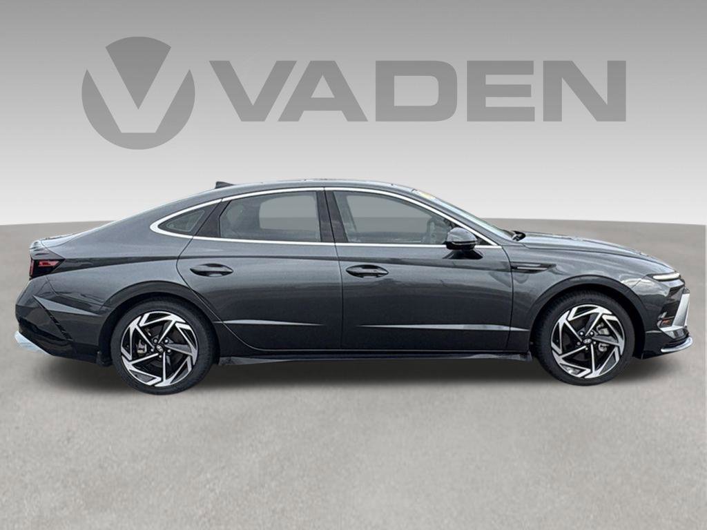New 2024 Hyundai Sonata SEL FWD image 9