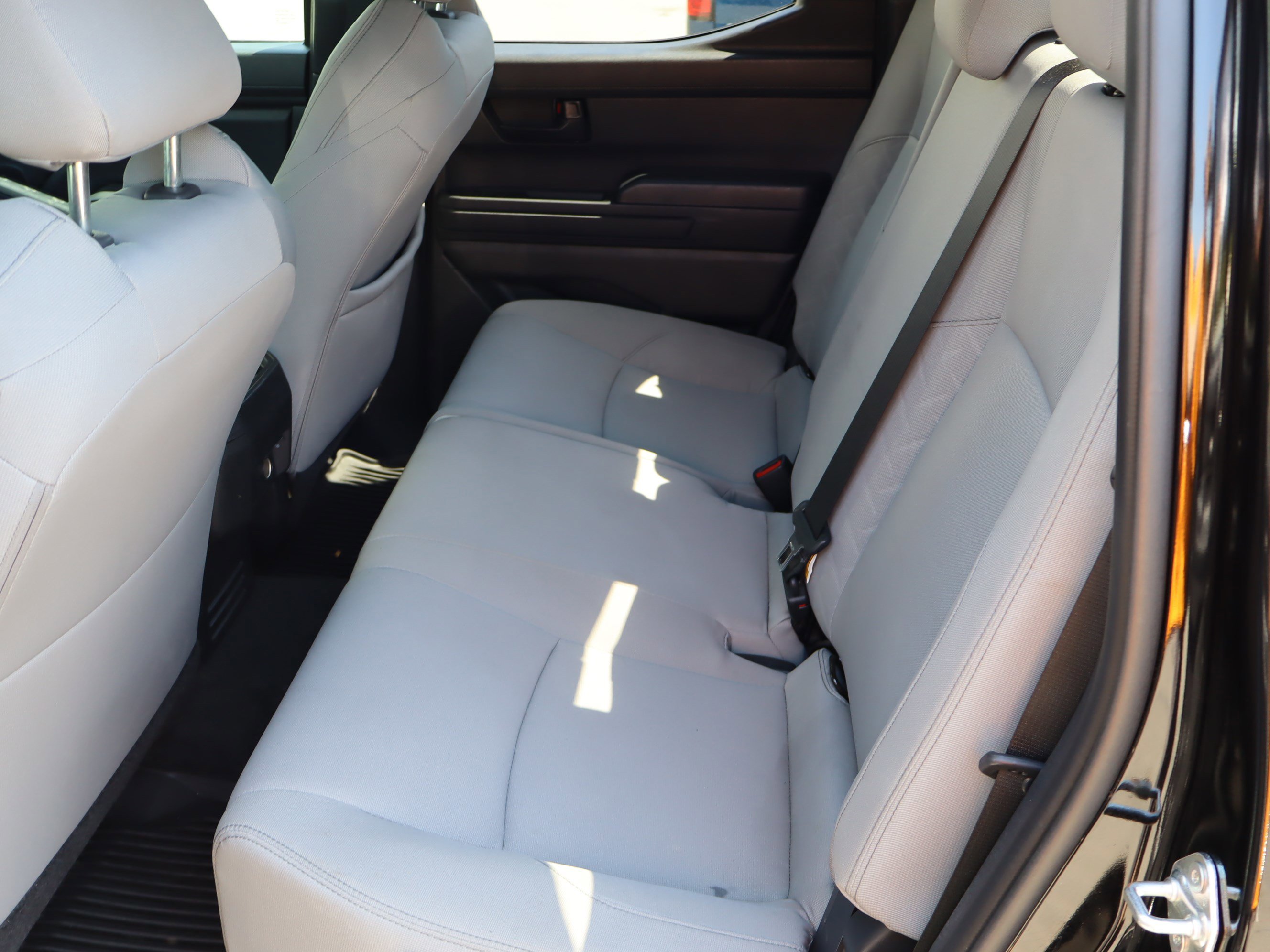 Used 2025 Toyota Tacoma SR5 RWD image 34